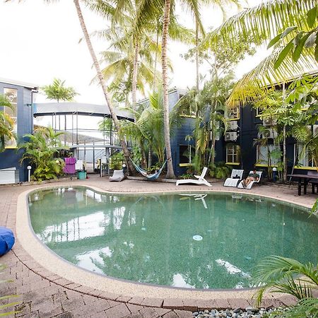 Mad Monkey Village Cairns Kültér fotó