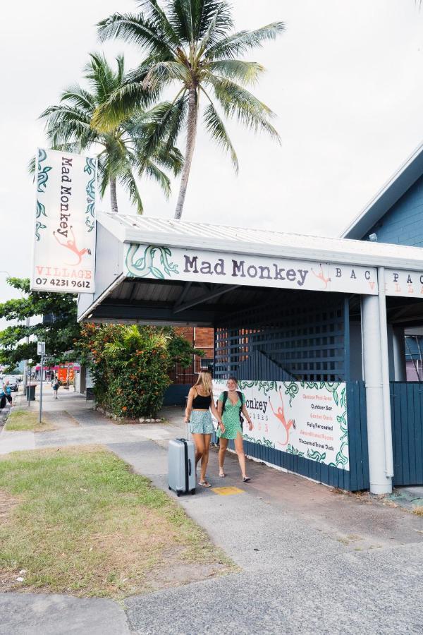Mad Monkey Village Cairns Kültér fotó