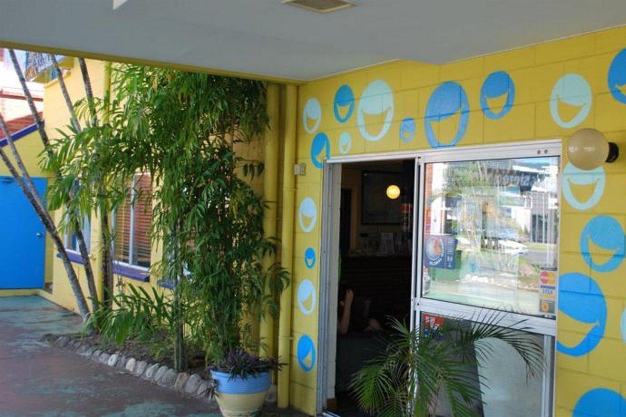Mad Monkey Village Cairns Kültér fotó