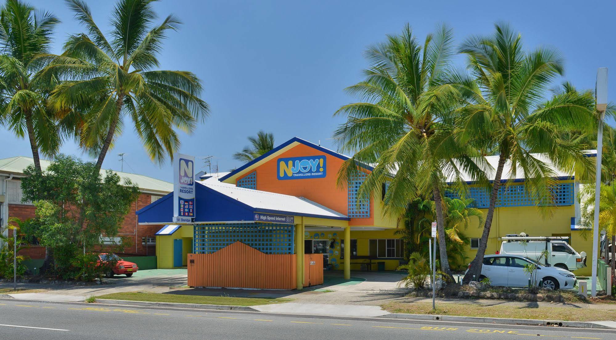 Mad Monkey Village Cairns Kültér fotó